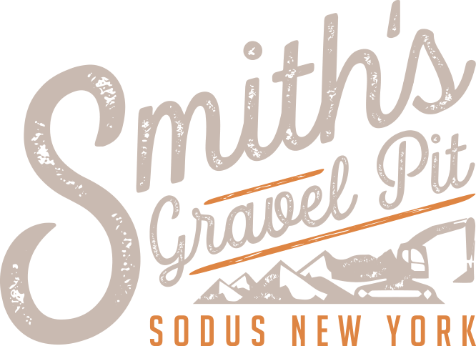 smiths-gravel-pit-logo-light